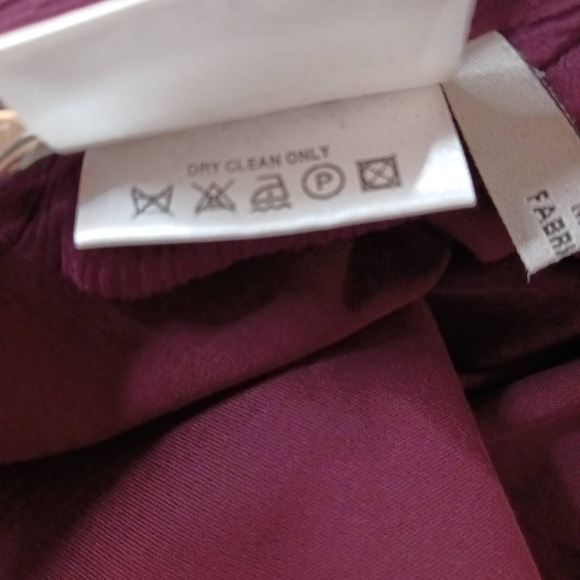 PORTS 1961 Dress Ruffles V-Neck and‎ V-Back Size 4 Burgundy Sheath Retail $1,200 - Picture 6 of 8